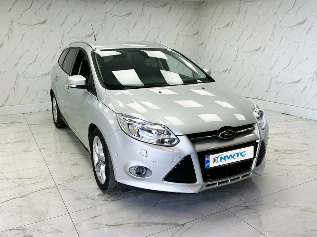 Ford Focus 2L Titanium X Silver #2