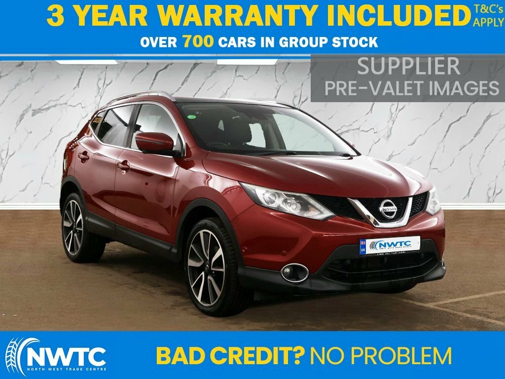 Nissan Qashqai 1.2L Tekna Red