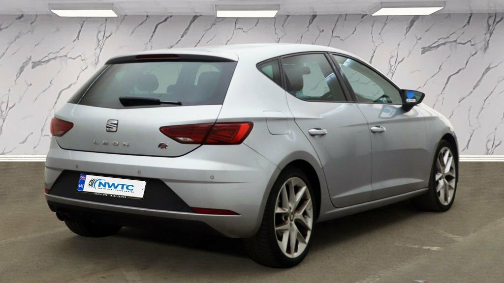 Seat Leon 1.4L Fr Technology YG67PZU Silver #4