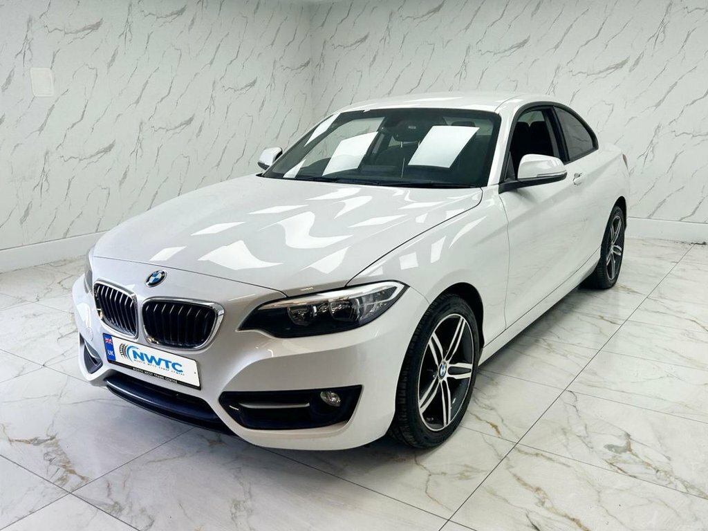 BMW 2 Series Gran Coupe 2L Sport White #4
