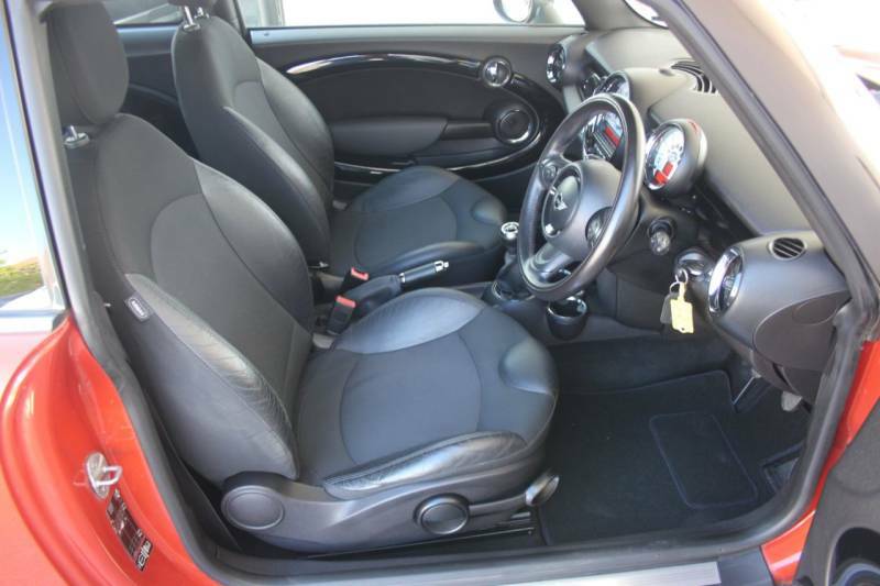 Mini Hatch 1.6 Cooper - 2012 12 GY12FLK Orange #6