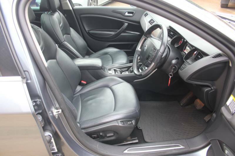 Citroen C5 2.0I Exclusive Red #8