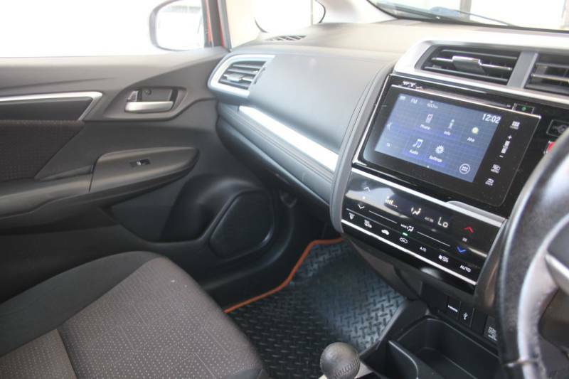 Honda Jazz 1.3 Ex - 2016 16 PE16RFF Orange #6