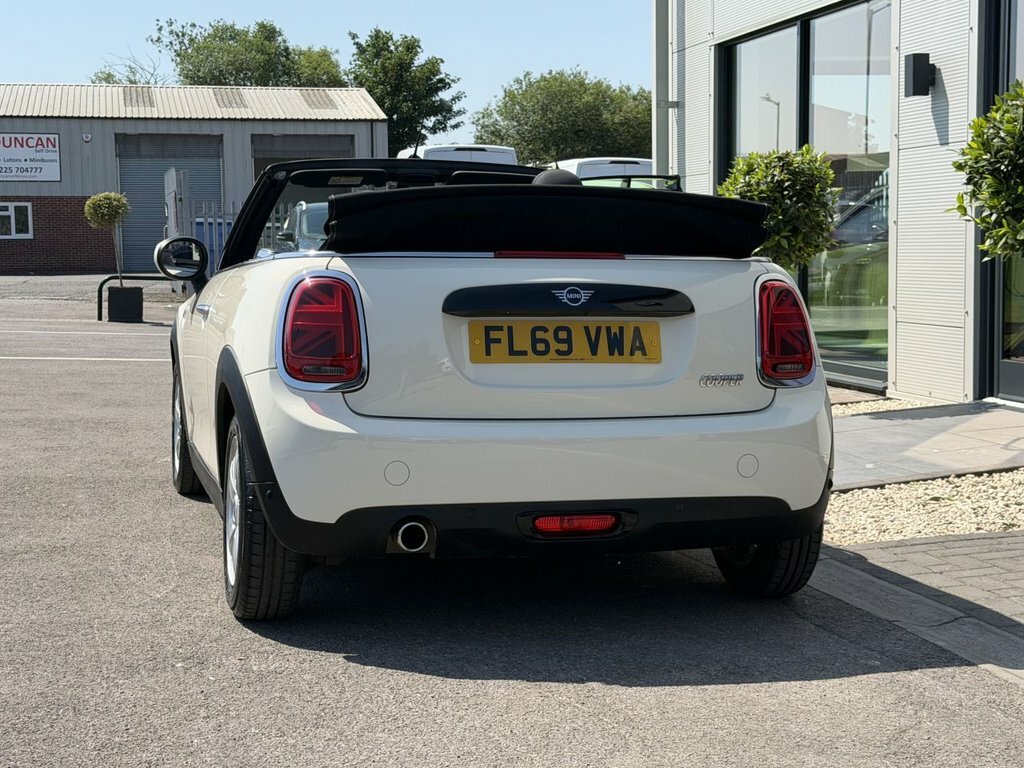 Mini Convertible 1.5L Cooper Classic FL69VWA White #3