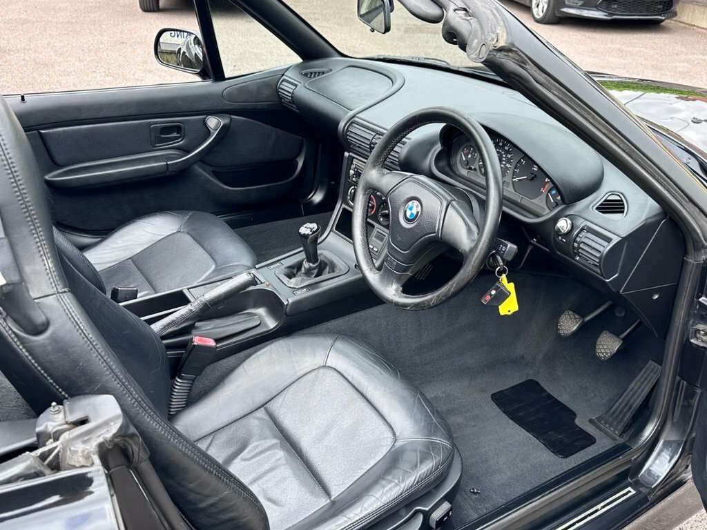 BMW Z3 Convertible Black #3