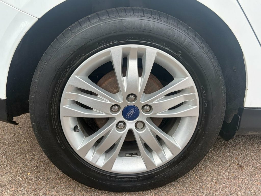 Ford Focus 1.6L Titanium Navigator VK14UCF White #5