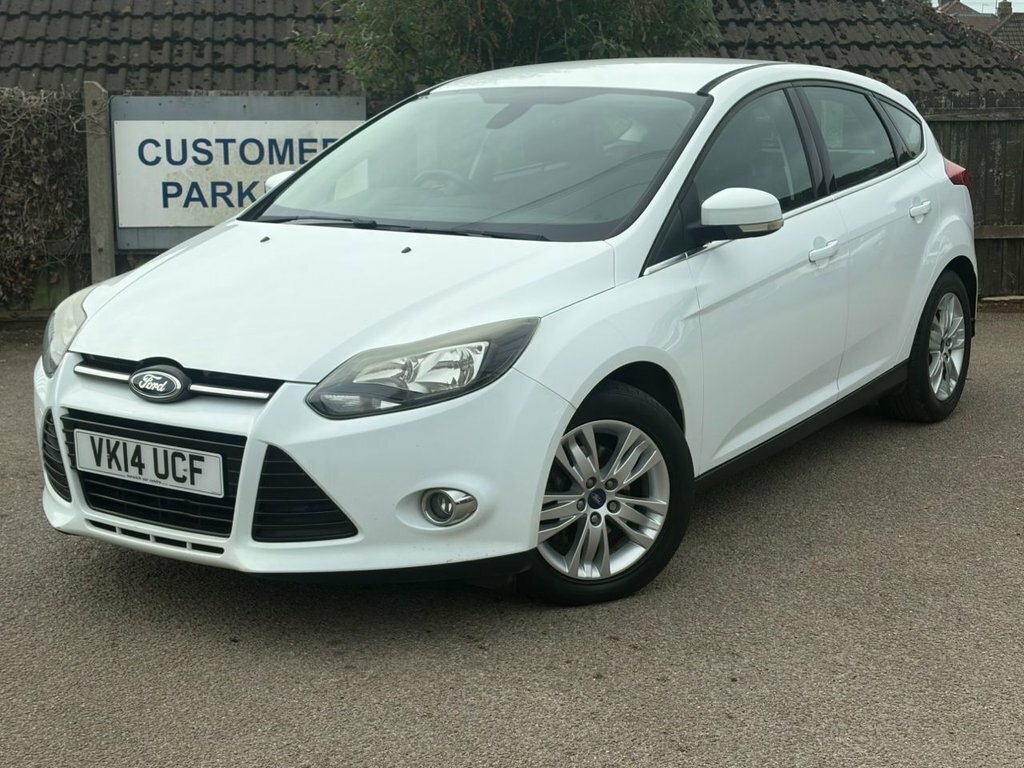 Ford Focus 1.6L Titanium Navigator VK14UCF White #2