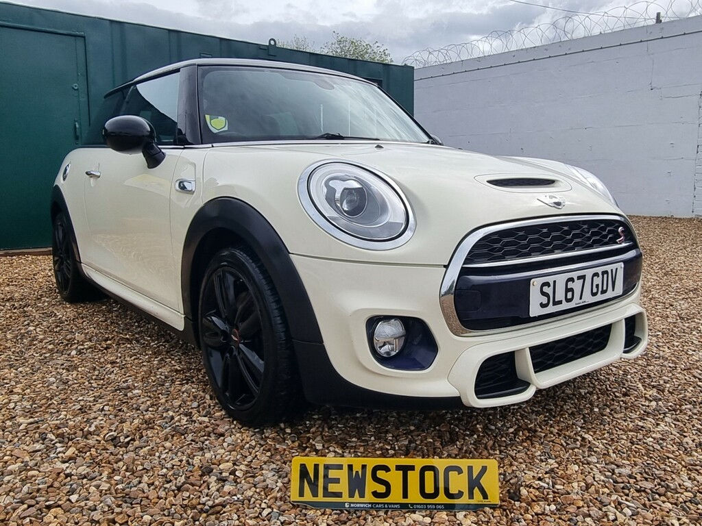 Mini Hatch 2.0 Cooper S 3-Door Hatch 2017 White