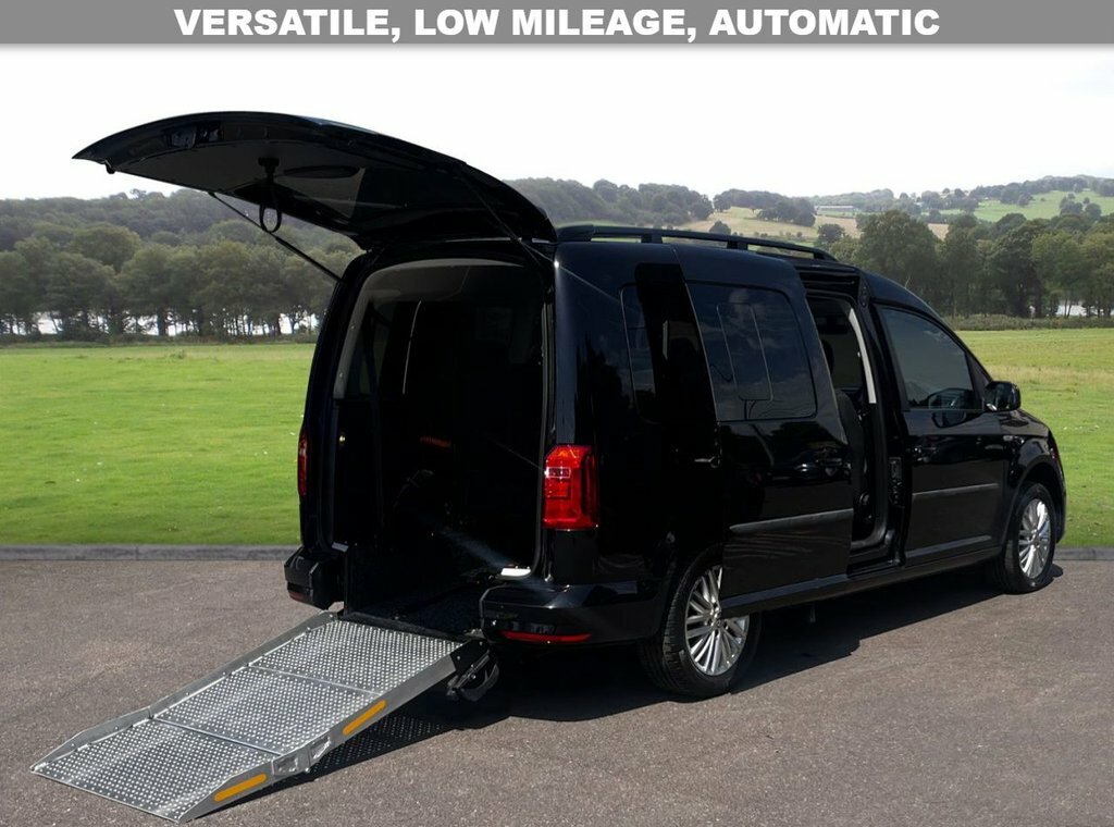 Volkswagen Caddy Maxi Life 2L Null Black #2