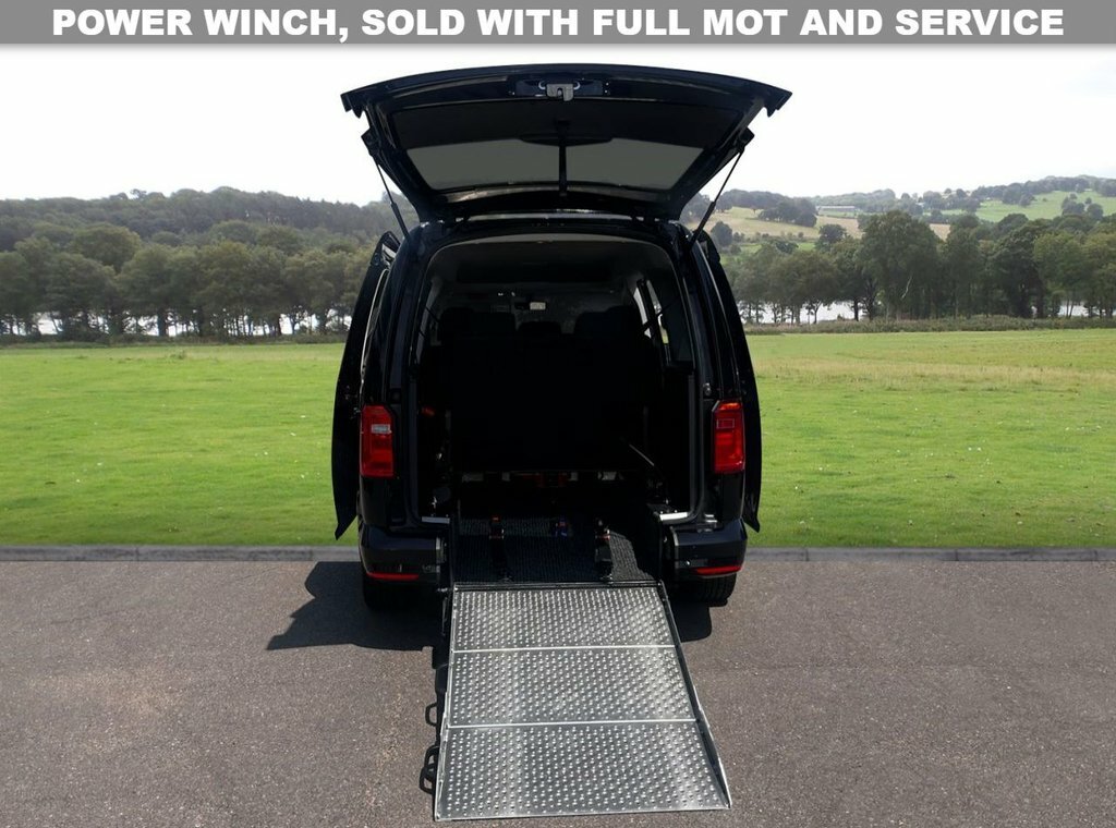 Volkswagen Caddy Maxi Life 2L Null Black #3
