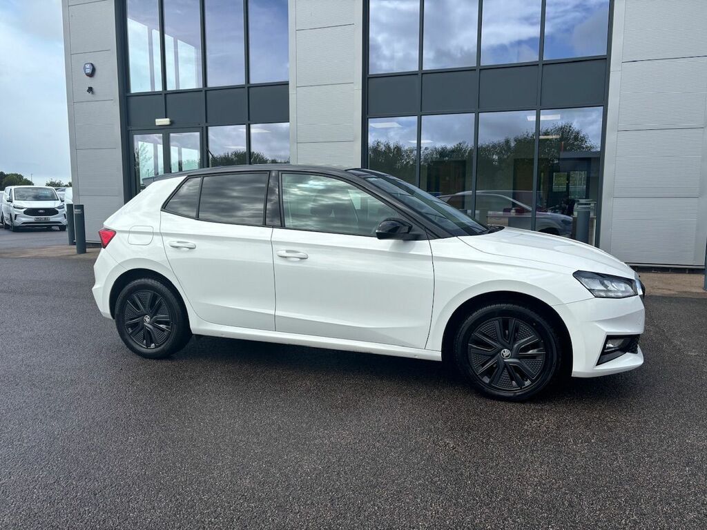Skoda Fabia 1.0 Tsi Colour Edition AU72WNM White #4