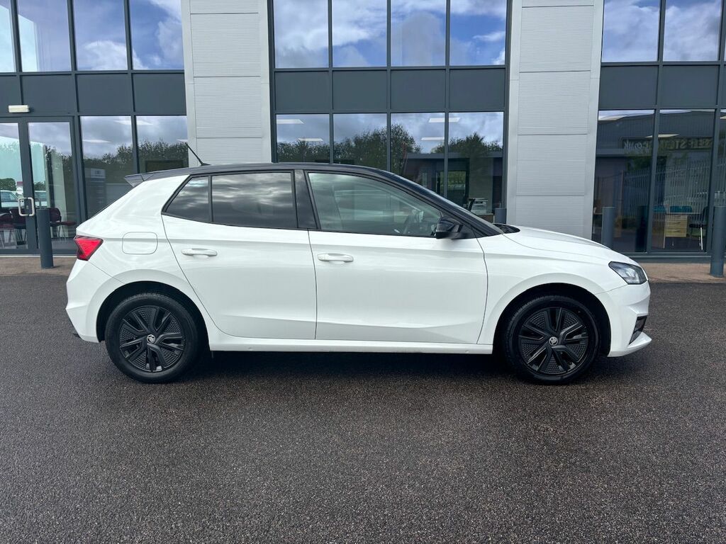 Skoda Fabia 1.0 Tsi Colour Edition AU72WNM White #5