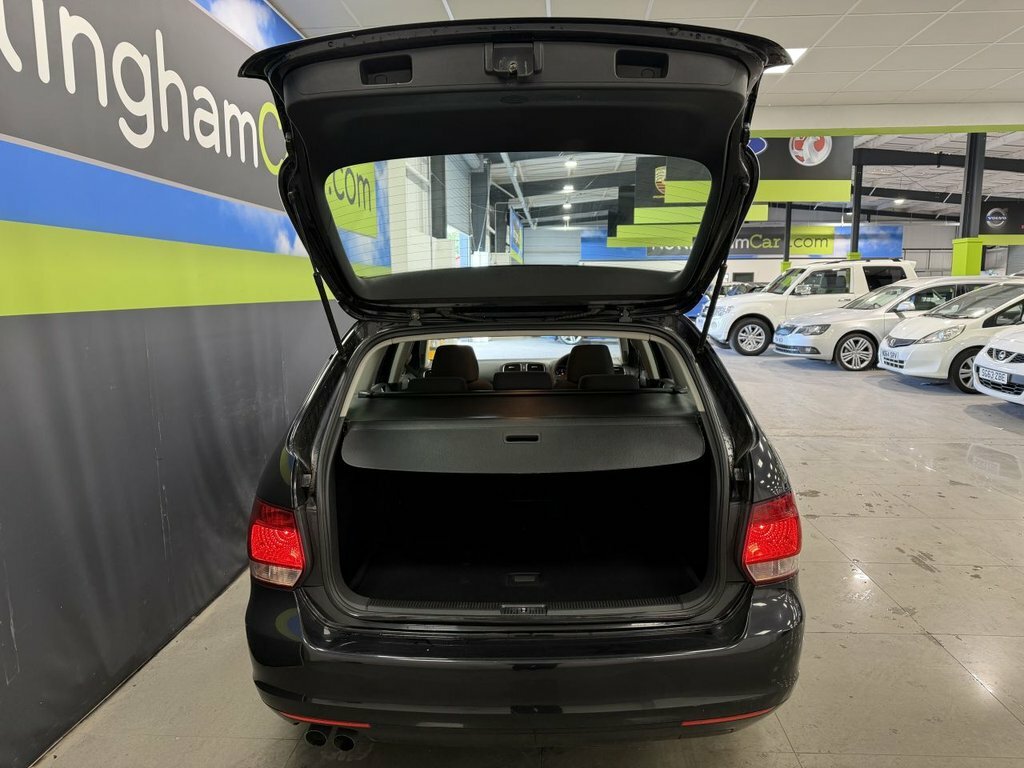Volkswagen Golf 2L Se Black #5