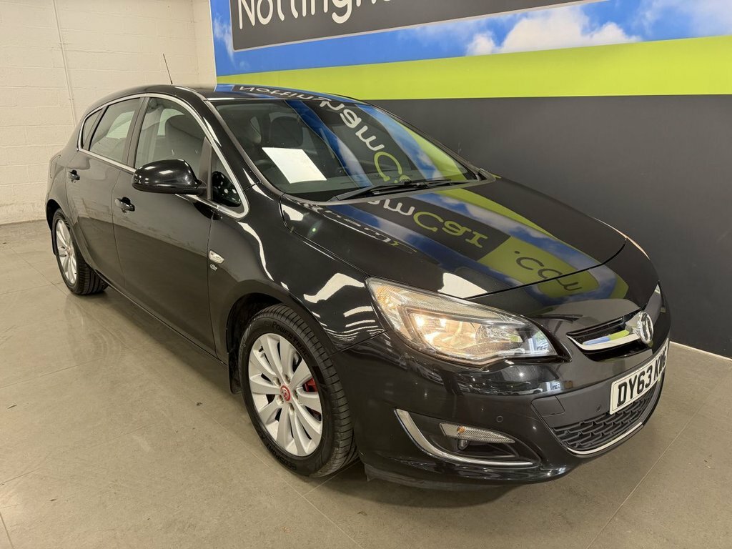 Vauxhall Astra 2L Elite Black