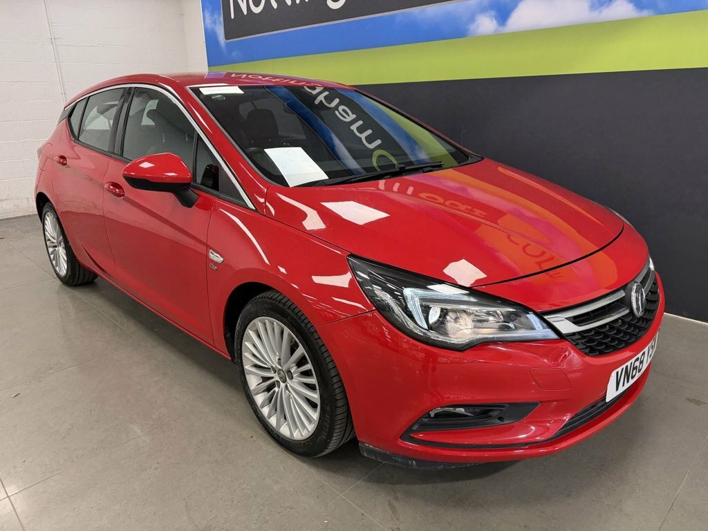 Vauxhall Astra 1.6L Elite Nav VN68YSM Red #2
