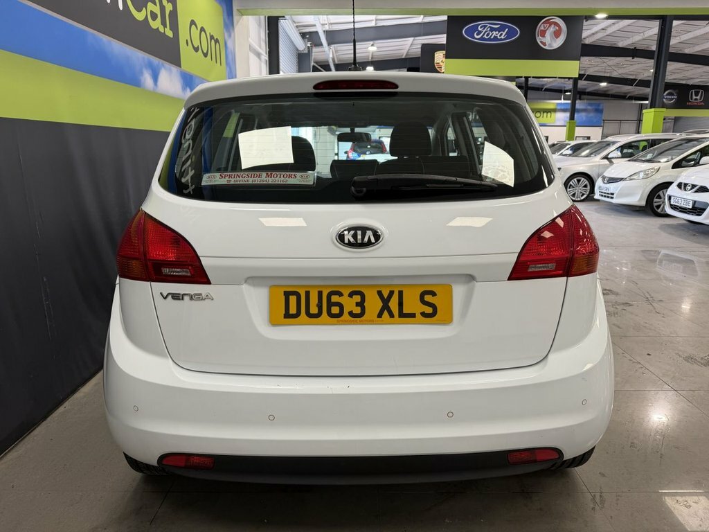 Kia Venga 1.6L 2 White #6