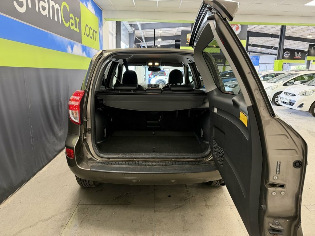 Toyota Rav 4 2L Xt-r Beige #6