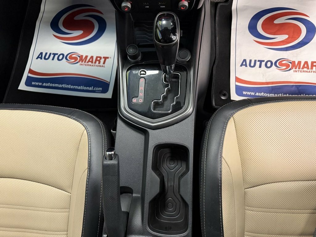 SsangYong Tivoli XLV Suv White #21