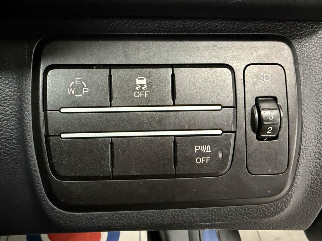 SsangYong Tivoli XLV Suv White #14
