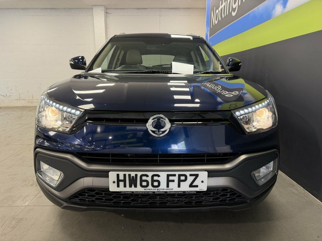 SsangYong Tivoli XLV Suv White #10
