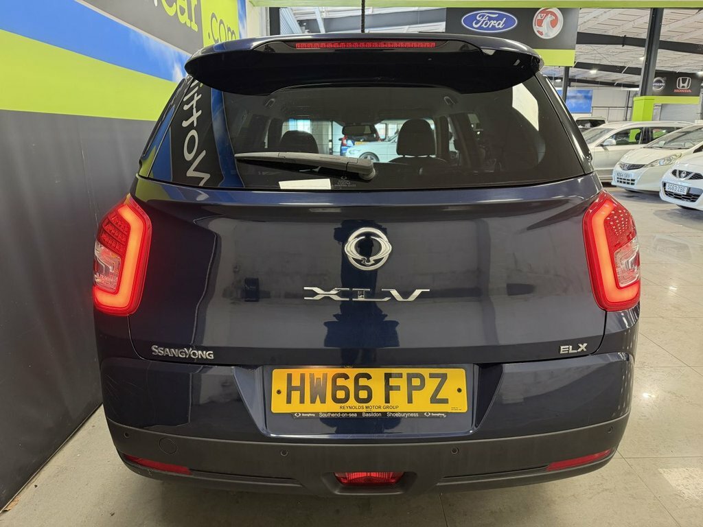 SsangYong Tivoli XLV Suv White #5