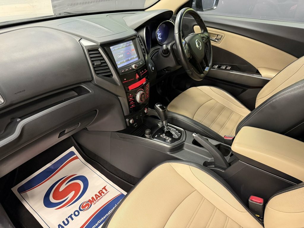 SsangYong Tivoli XLV Suv White #31