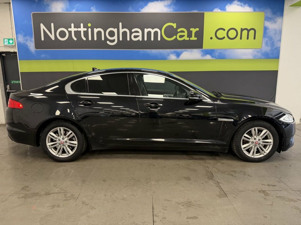 Jaguar XF 2.2L Luxury GK15BHF Black #2