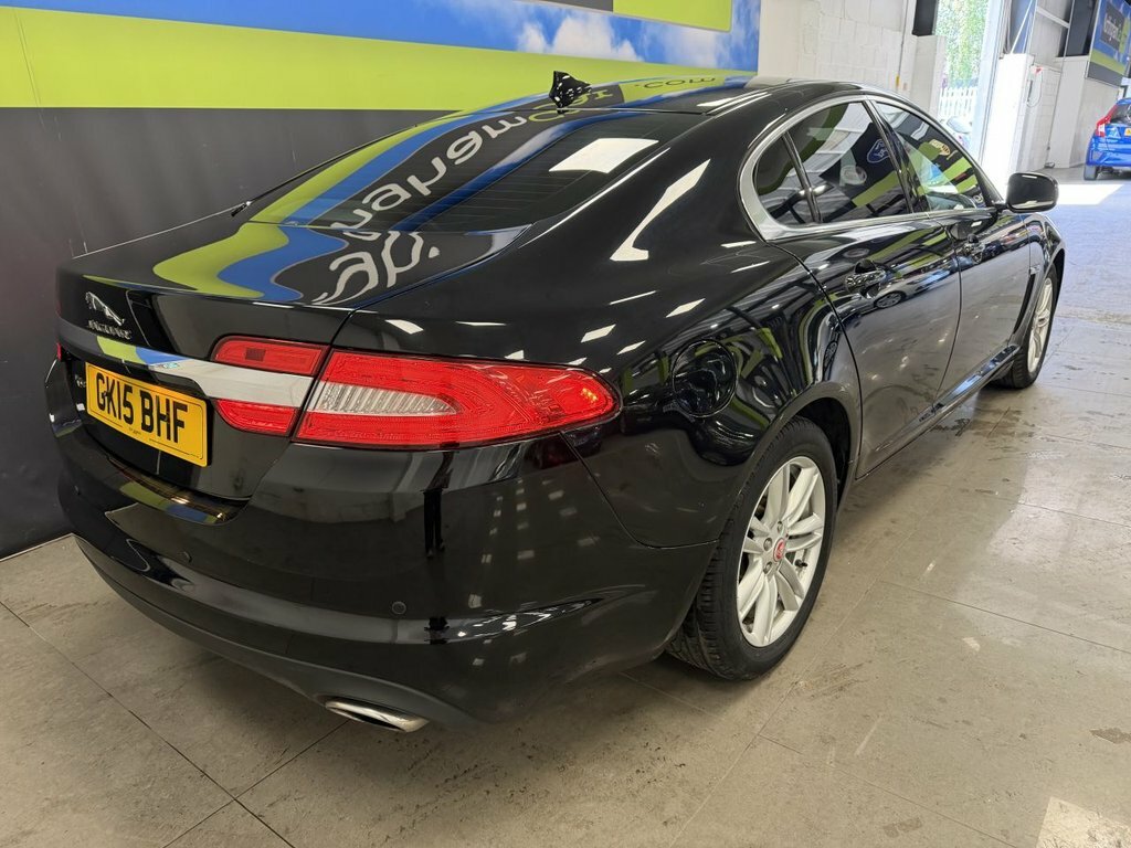 Jaguar XF 2.2L Luxury GK15BHF Black #3
