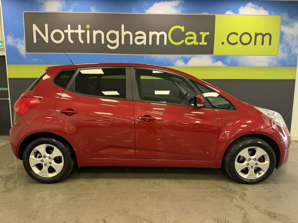 Kia Venga 1.6L 3 Red #3