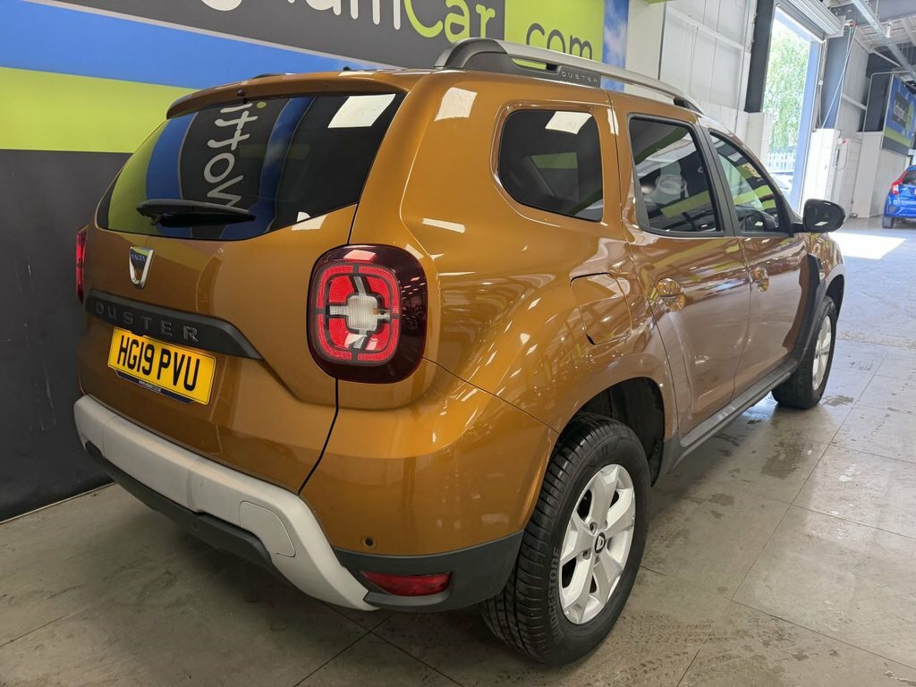 Dacia Duster 1.3L Comfort Orange #2