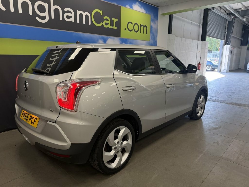 SsangYong Tivoli 1.6L Ex Silver #2