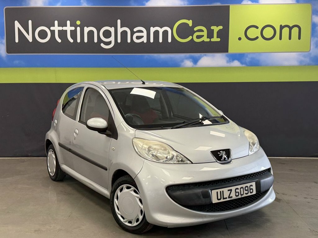Peugeot 107 1L Urban Move Silver #2