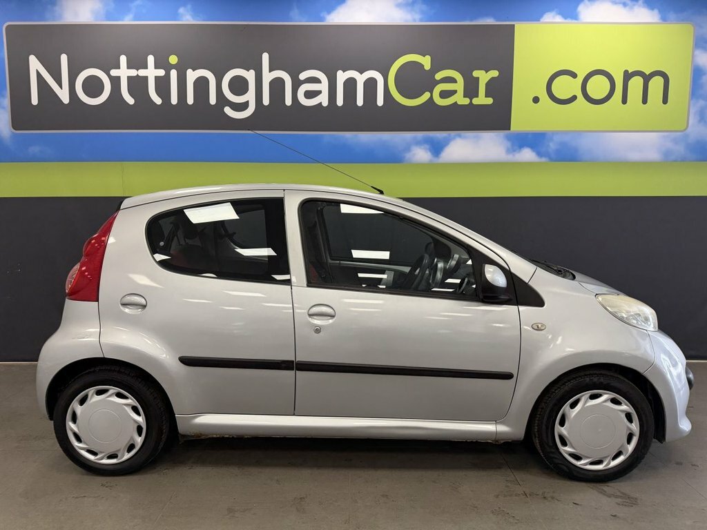 Peugeot 107 1L Urban Move Silver #4