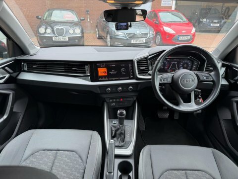 Audi A1 1.0 Tfsi 30 VO72ZYA Grey #3