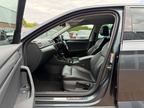 Skoda Superb 2.0 Tdi Se KY19UHG Grey #2