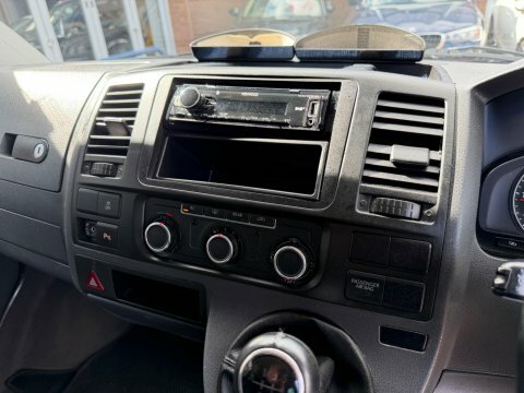 Volkswagen Caravelle 2L Executive Brown #49
