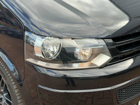 Volkswagen Caravelle 2L Executive Brown #42