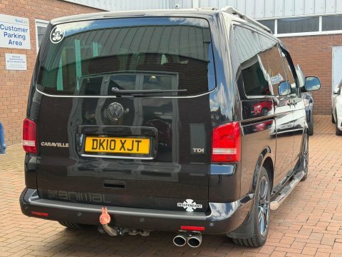 Volkswagen Caravelle 2L Executive Brown #21