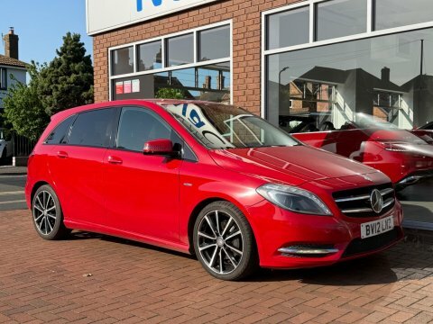 Mercedes-Benz B Class 1.8 B200 Cdi BV12LNZ Red #4