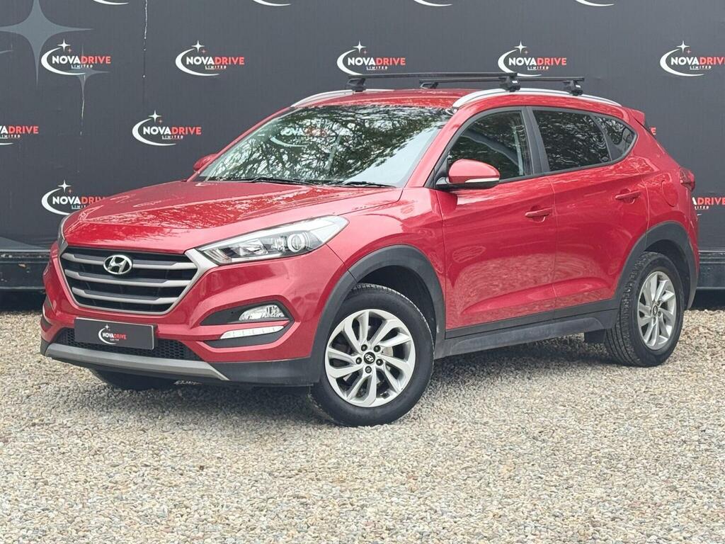 Hyundai Tucson 1.6 Gdi Blue Drive Se Nav Euro 6 Ss DK17VXR Red #2