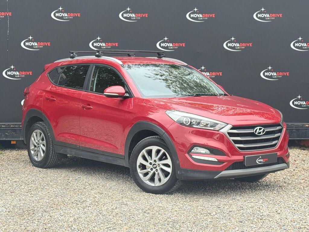 Hyundai Tucson 1.6 Gdi Blue Drive Se Nav Euro 6 Ss DK17VXR Red #5