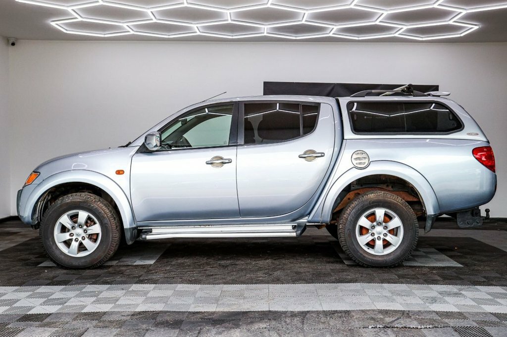 Mitsubishi L200 2.5L Raging Bull Silver #3