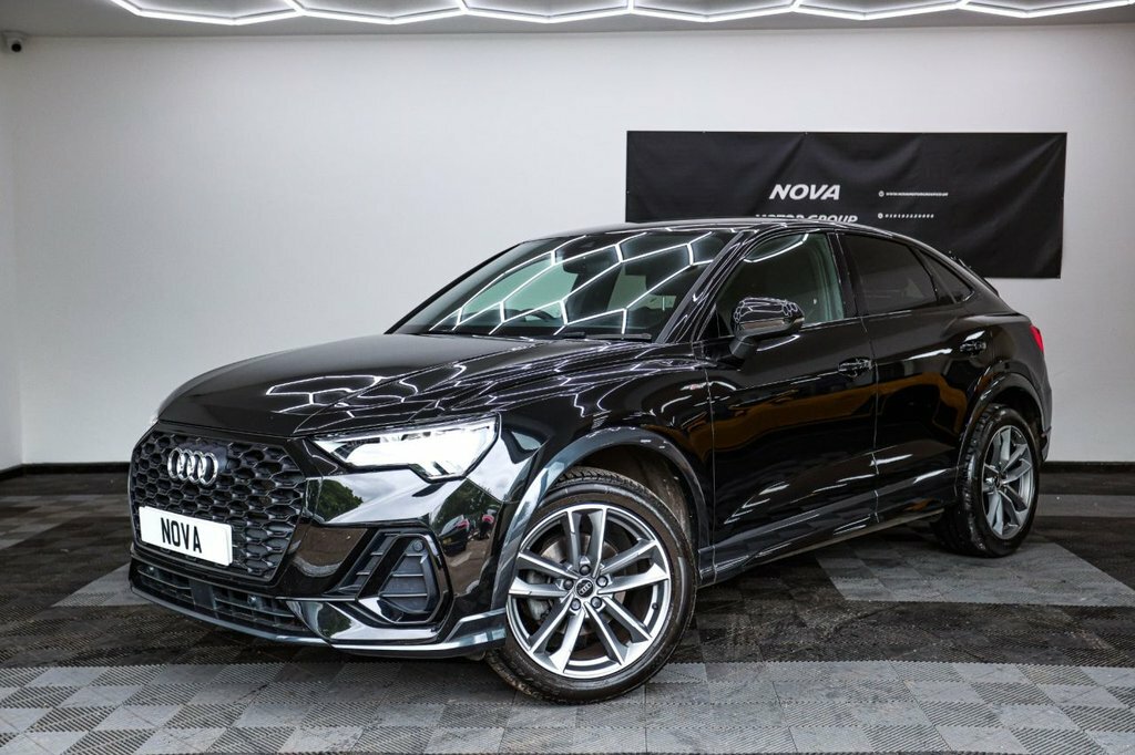 Audi Q3 1.5L Black Edition SE23VVY Black #2