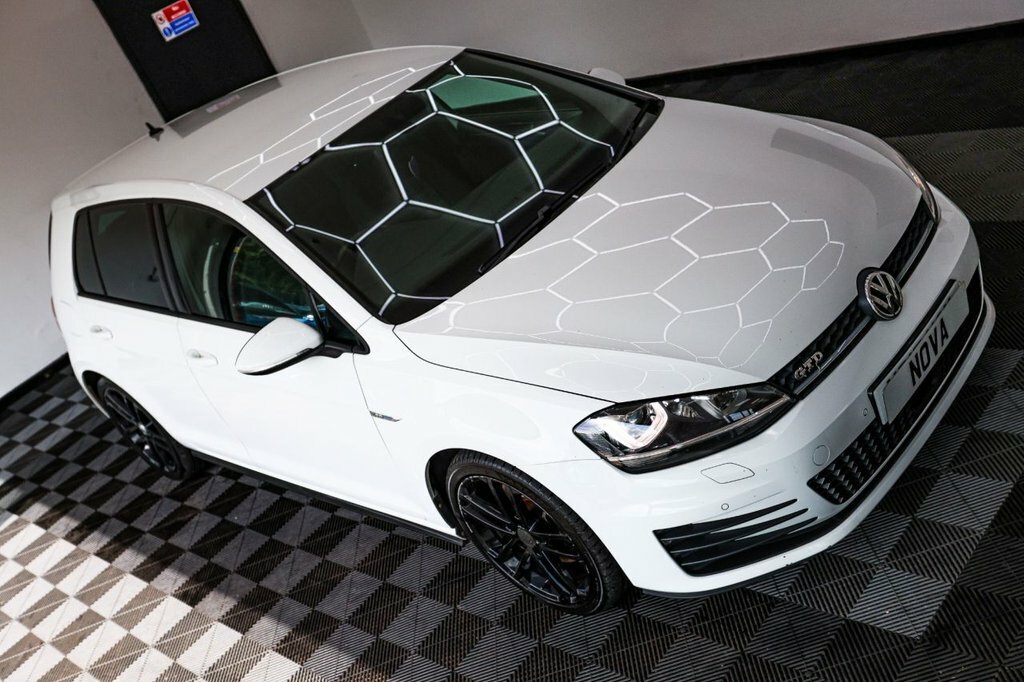 Volkswagen Golf 2L Gtd ND17YSM White #4
