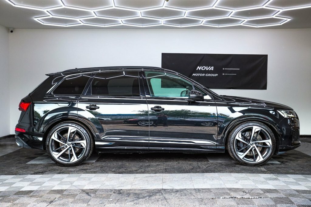 Audi SQ7 4L Black Edition Black #5