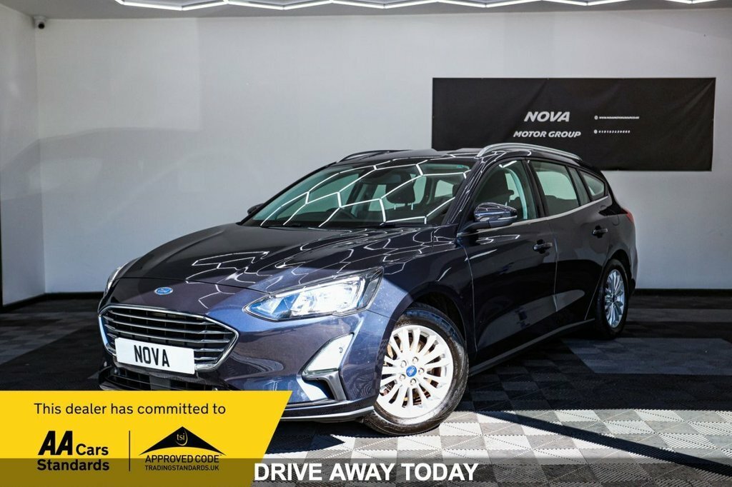 Ford Focus 1L Titanium Edition Blue