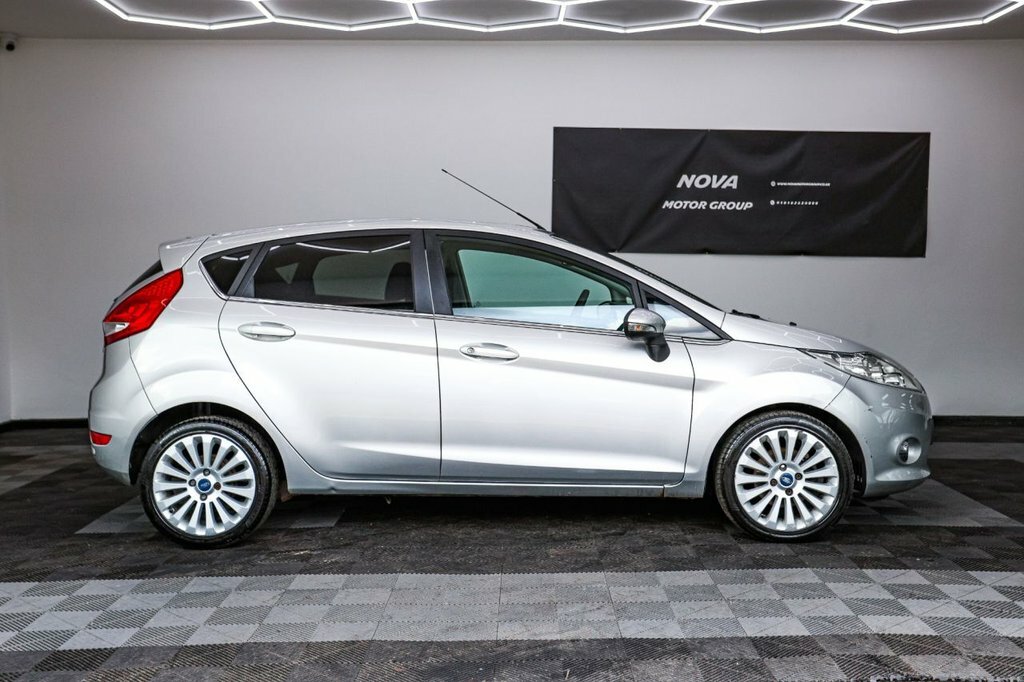 Ford Fiesta 1.6L Titanium NL61DPO Silver #4