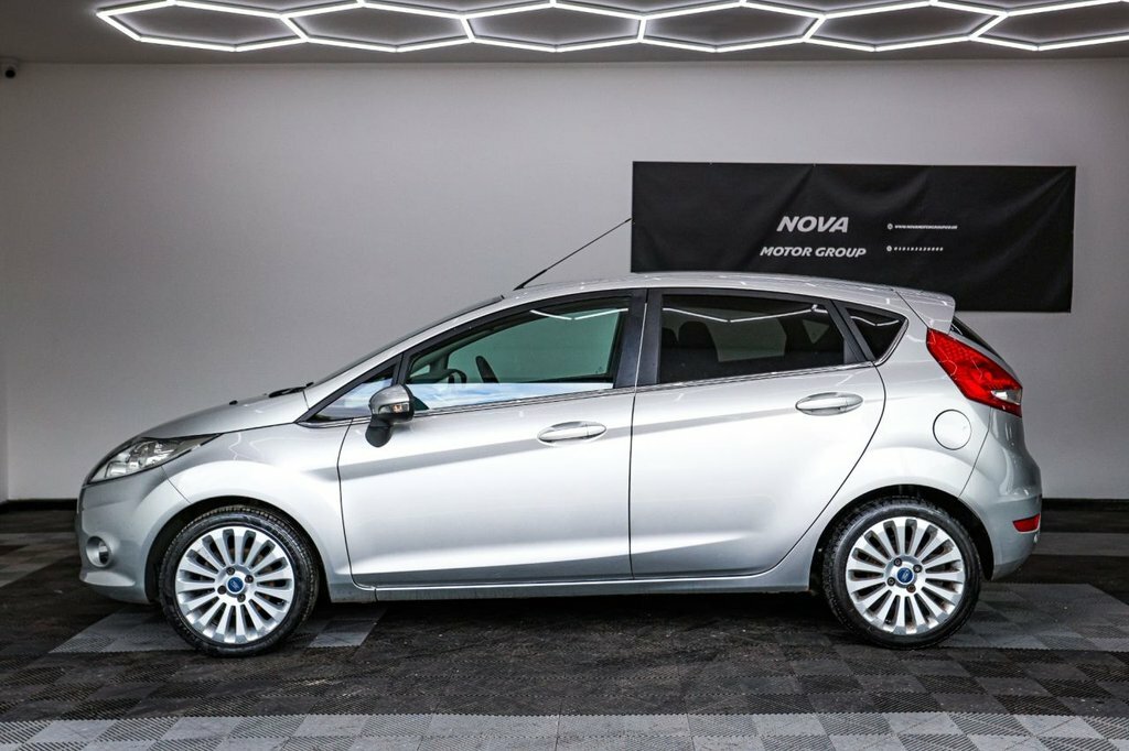 Ford Fiesta 1.6L Titanium NL61DPO Silver #5
