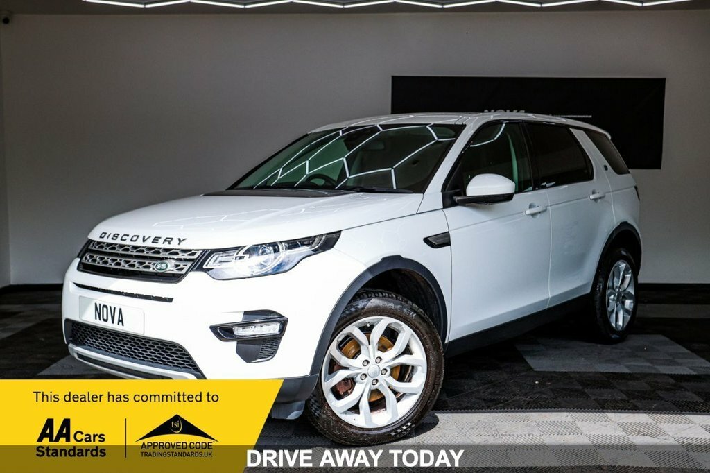 Land Rover Discovery Sport 2L Hse White