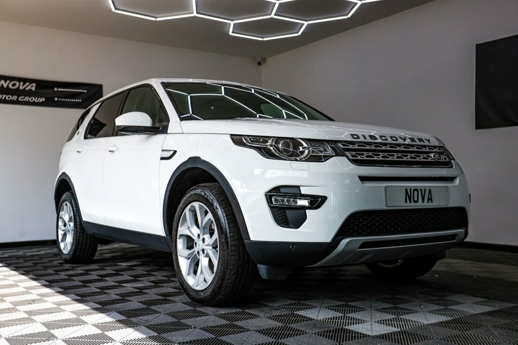 Land Rover Discovery Sport 2L Hse White #3